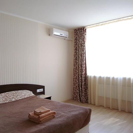 S&M Apartments Kiev Eksteriør bilde