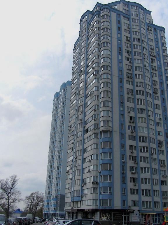 S&M Apartments Kiev Eksteriør bilde